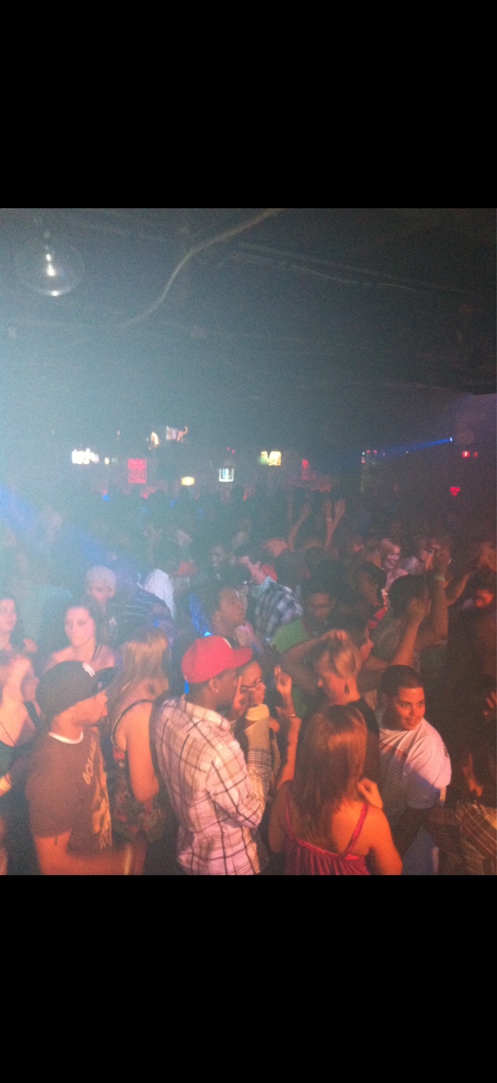 The Shaggfest 2011 crowd packed onto the Peabody's dance floor